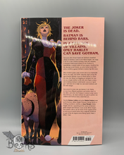 Load image into Gallery viewer, Batman: White Knight Presents - Harley Quinn